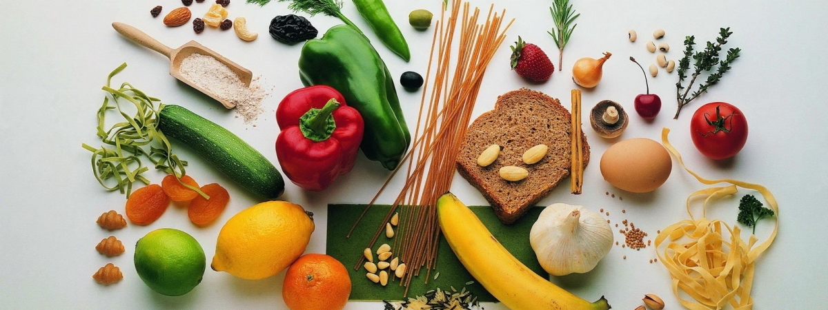 Шпинат вреднее колбасы: Эксперт развеял миф о пользе натуральных продуктов
