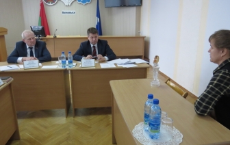 Помощник Президента провел прием граждан в Волковыске