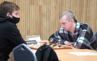 Волковычанин Игорь Михальченко чемпион Беларуси по шашкам-64 