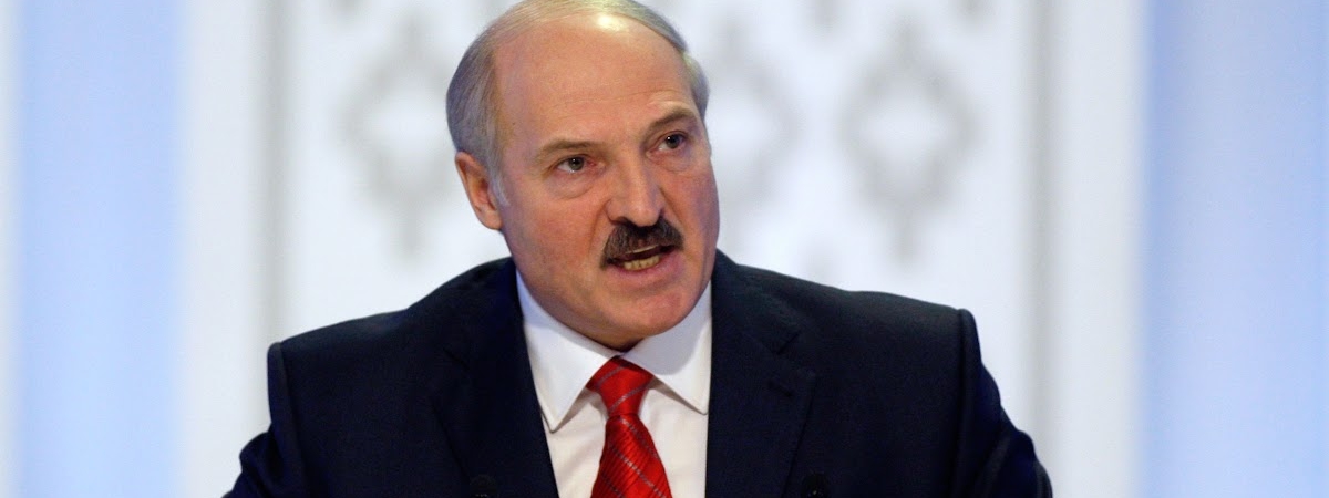 Лукашенко призвал "разобраться с айтишниками"
