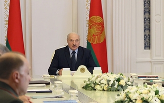 Лукашенко проводит совещание с сотрудниками силовых ведомств