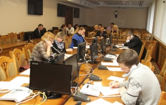 Волковычане дозвонились на прямую линию к председателю Гродненского областного Совета депутатов