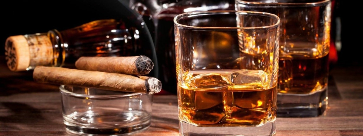 Алкоголь и сигареты: ученые выяснили, что убивает быстрее