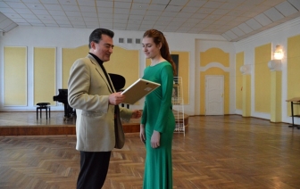 Волковычанка Карина Воробей лауреат первого Рихтеровского конкурса пианистов