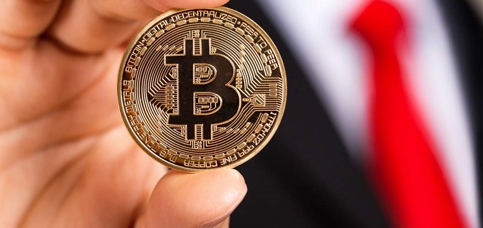 Стоимость биткоина превысила $50 тысяч