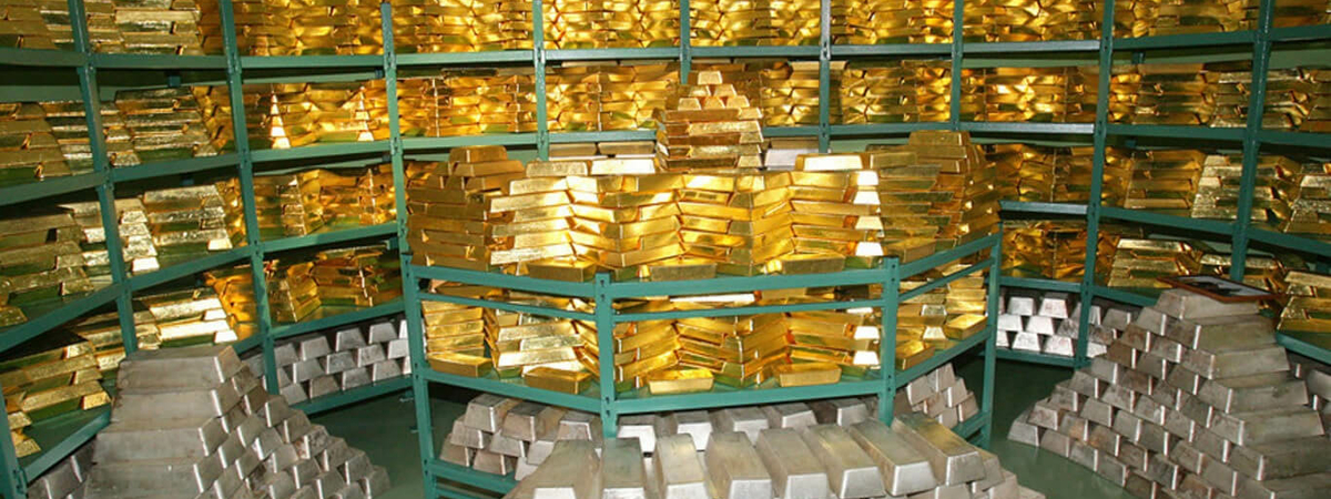 За два месяца золотовалютные резервы Беларуси снизились почти на $1 млрд