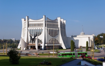 Драматический театр в Гродно отменил все спектакли