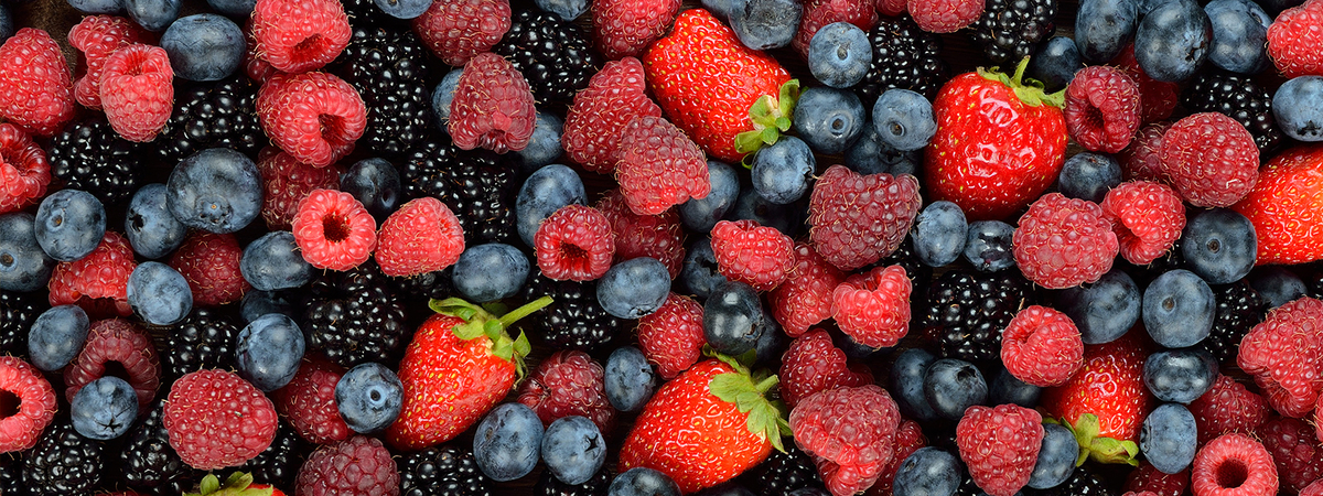 Диетологи назвали ТОП-3 летних ягод для похудения
