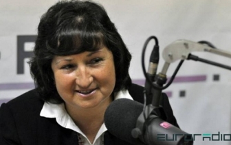 Елена Анисим показала свою депутатскую зарплату