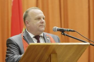 Обращайтесь к новому лидеру районных профсоюзов – вам помогут