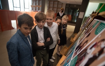 В школах Беларуси прошла фотовыставка о детях с инвалидностью
