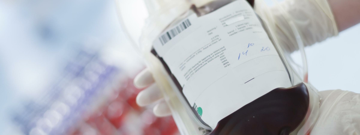 Специалисты выяснили, почему мужчинам стоит бояться переливания женской крови