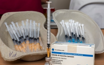 Эстония признает все используемые в мире вакцины 