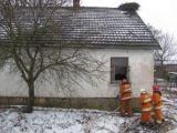 Бдительный прохожий спас мужчину из задымленного дома