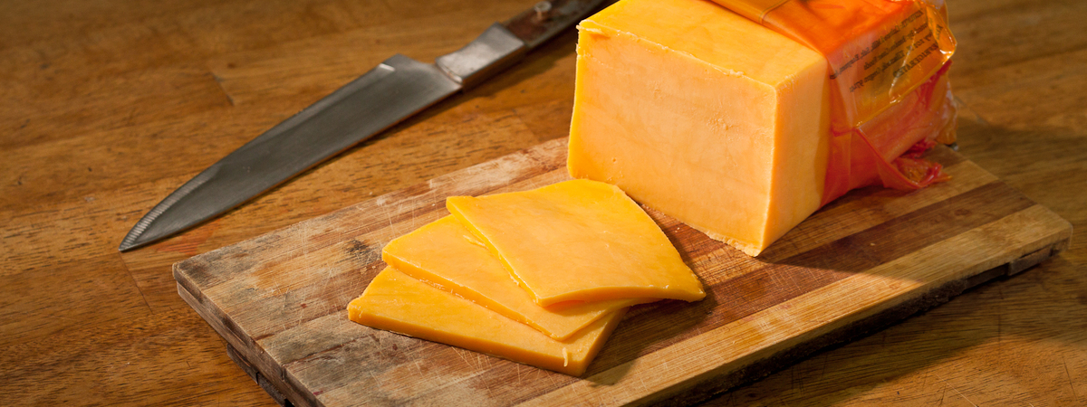 Врачи назвали неожиданную пользу твердого сыра