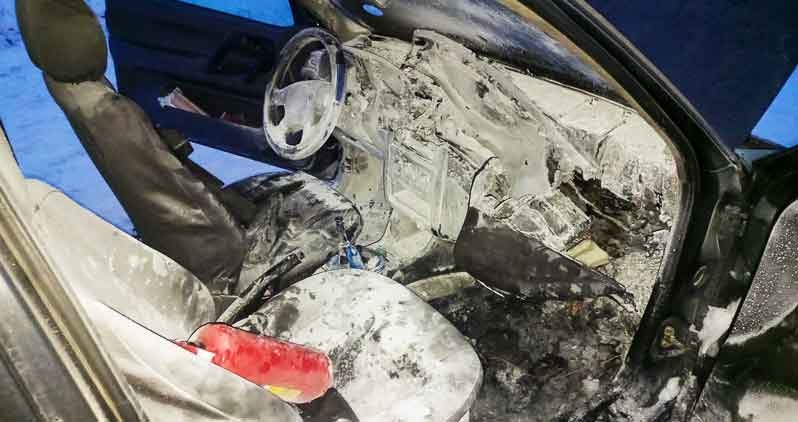 В Гнезно горел легковой автомобиль