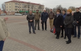 Волковысские коммунисты отметили день рождения Ленина, которого собираются похоронить в годовщину революции