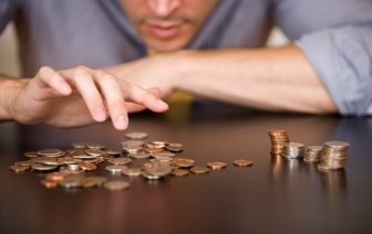 Менее 1,5% белорусов получают больше 20 миллионов рублей.
