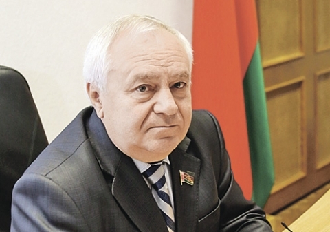 Парламентарий проведет прямую линию