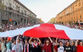 В помощь бастующим белорусам и жертвам репрессий собрали $3,7 миллиона