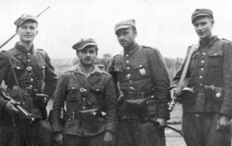 Хто такія «праклятыя жаўнеры»,  Рамуальд «Буры» Райс і якое дачыненне гэта мае да Беларусі
