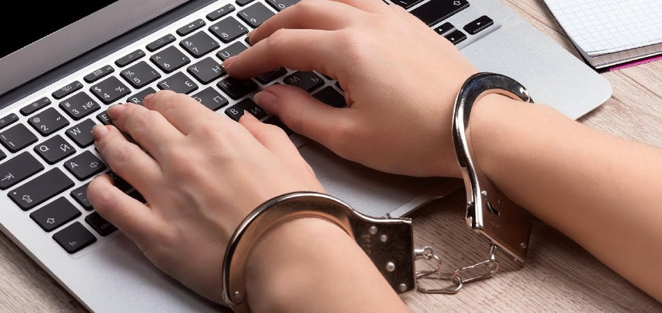 Нотариус – об оскорблении в социальных сетях