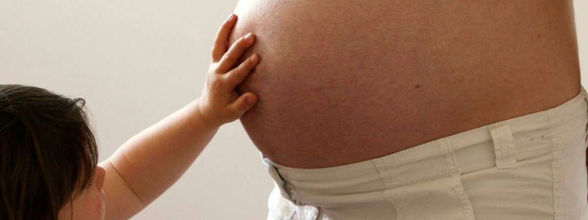 Ученые рассказали, чем опасен секс во время беременности