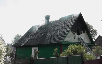 В Волковыске на Железнодорожной улице горел жилой дом