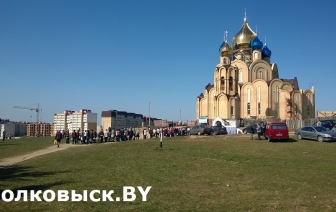 Праваслаўныя вернікі адзначаюць Вялікую суботу