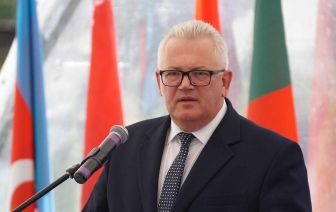 Министр Карпенко призвал привлекать детей к общественным делам на каникулах