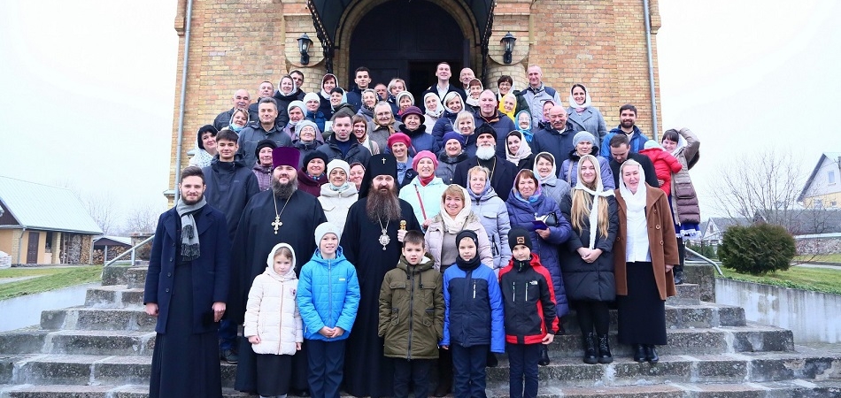 Архиепископ Антоний возглавил празднование 450-летия православной приходской общины в Росси