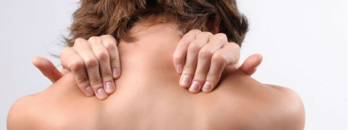 Лечение остеохондроза не выходя из дома: Простые упражнения избавят от боли за 4 минуты