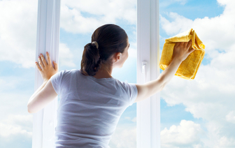 Как к праздникам навести порядок в доме: уход за окнами