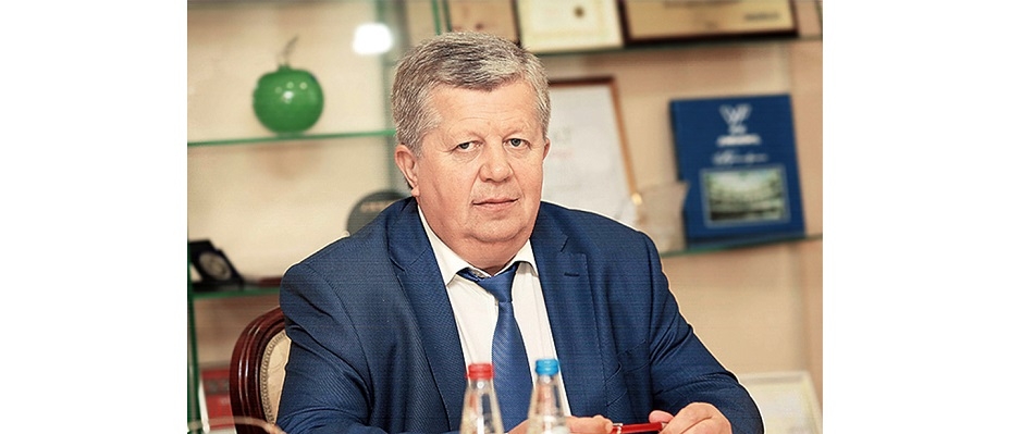 Руководителя «Коммунарки» проводили на заслуженную пенсию