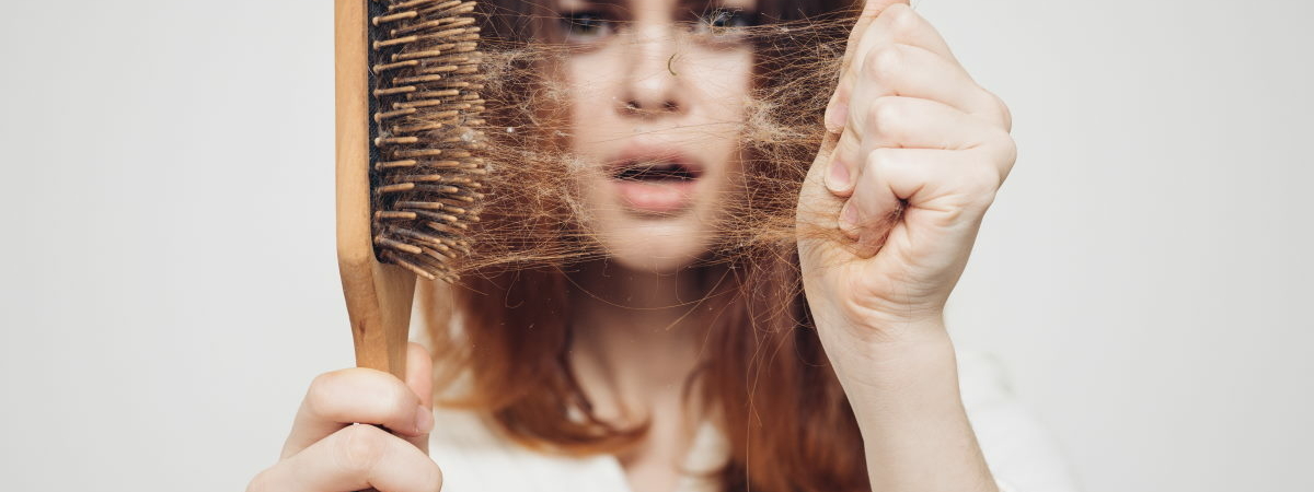 Какие анализы нужно сдать при выпадении волос: полный список