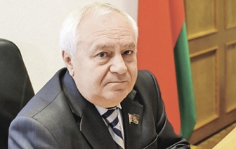 Парламентарий проведет прямую линию