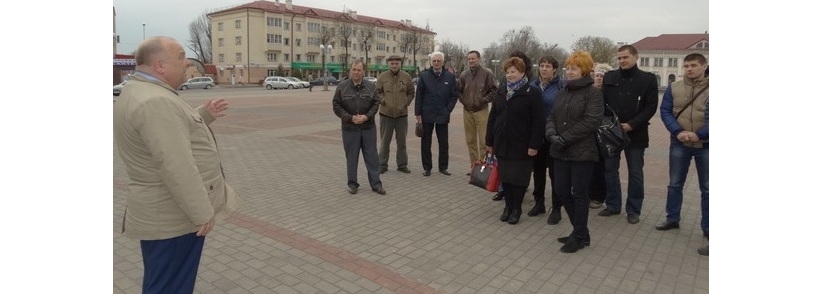 Волковысские коммунисты отметили день рождения Ленина, которого собираются похоронить в годовщину революции