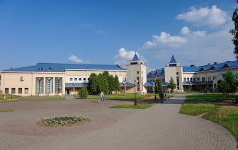 Как живет Беларусь. На примере поселка Россь