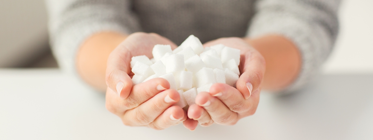 Сладкая зависимость: названы весомые причины отказа от сахара