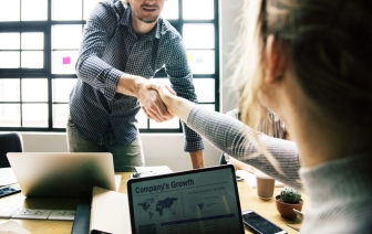Неочевидные вещи, которые не стоит делать в первый день на новой работе