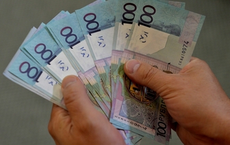 В Беларуси повысили размер минимальной зарплаты: сколько должны платить работнику на ставку