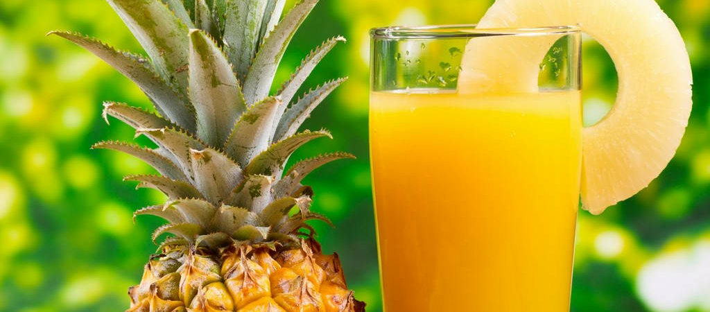 Врачи назвали ряд полезных свойств ананасового сока