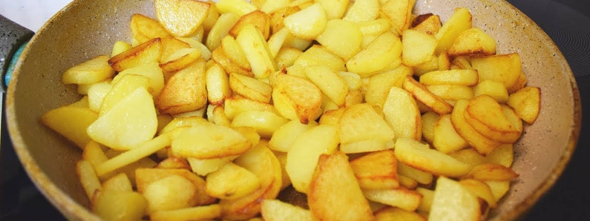«Жареная картошка – к раку дорожка»: Врач призвал отказаться от любимого блюда