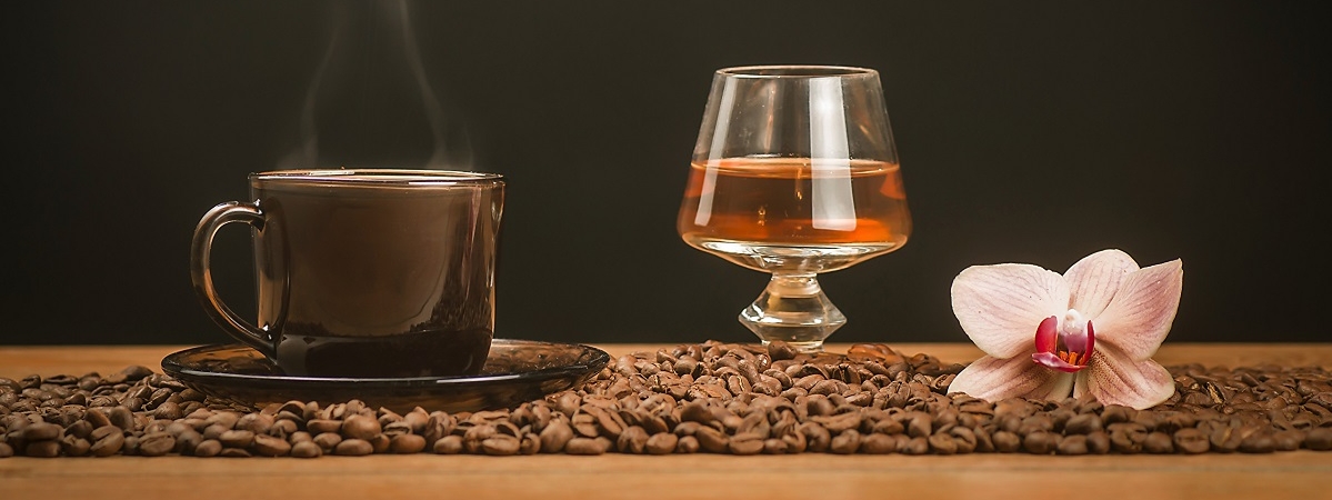 Ученые отыскали новую пользу для здоровья от алкоголя и кофе