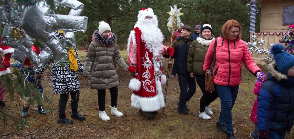 Прикоснулись к новогодней сказке