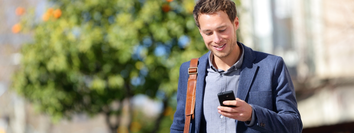 Этим знакам Зодиака астрологи не советуют читать свои гороскопы