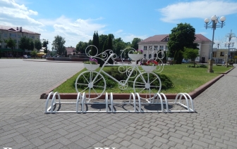 На площади Волковыска появились новые фигуры (ФОТО)