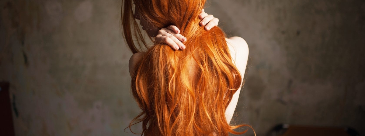 Рыжий – здоровьем обижен? Названы самые опасные заболевания «поцелованных солнцем»