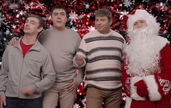 Видео дня: группа «Стекловата» сняла новую версию популярного клипа «Новый год» &#127876;