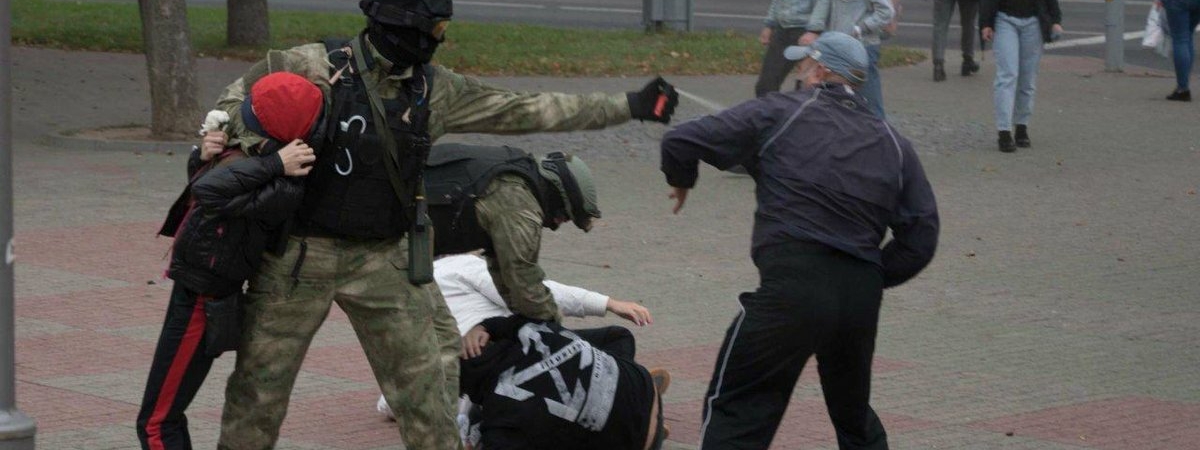 В Гродно во время разгона протестующих применяли слезоточивый газ